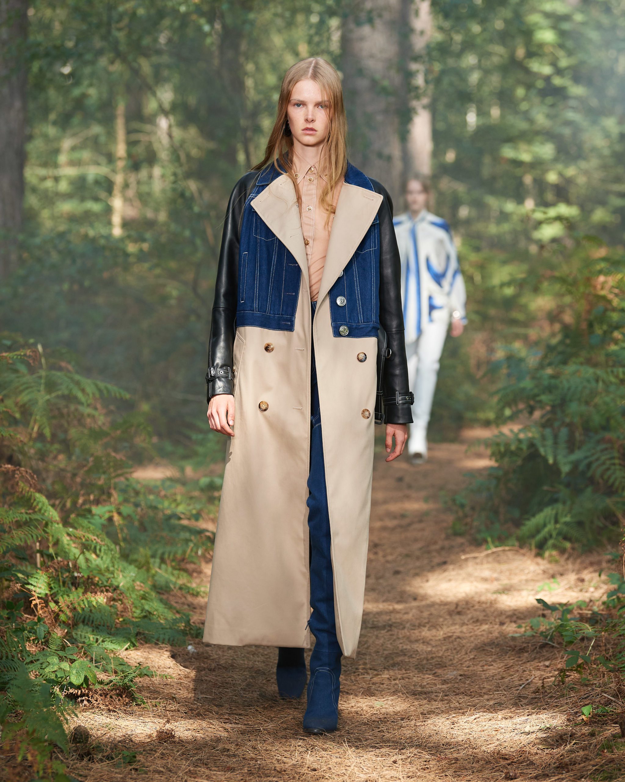 Burberry Spring_Summer 2021 Collection - Look 3