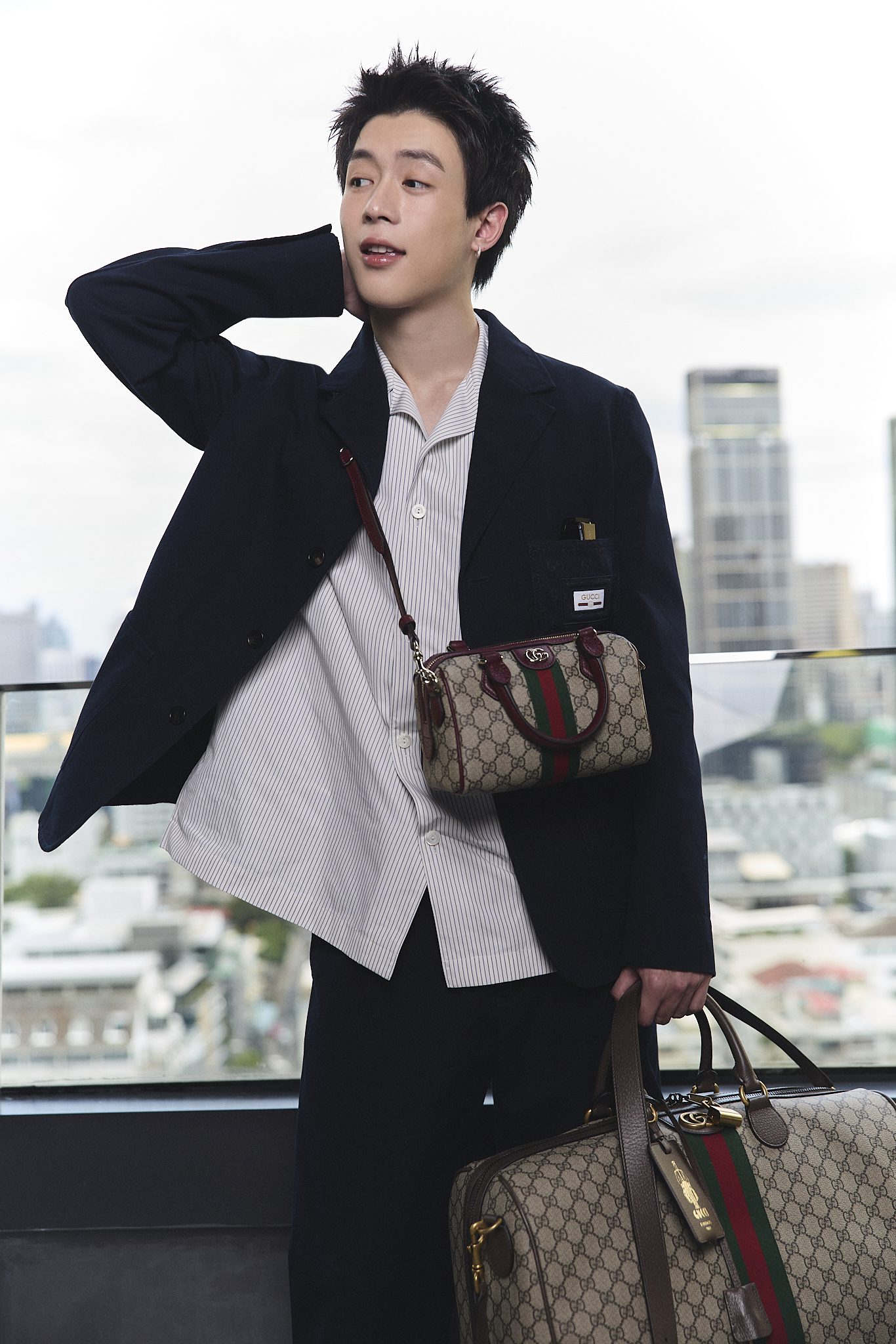 004 - L'Officiel Thailand